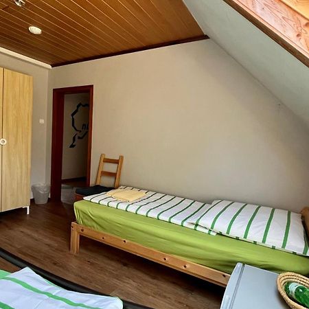 Franky House Am Nuerburgring Bed and Breakfast Quiddelbach Buitenkant foto