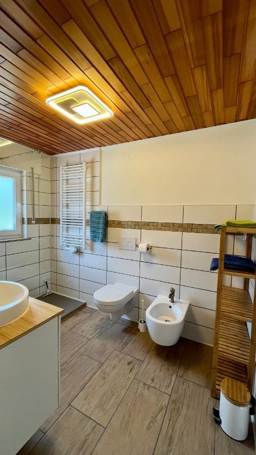 Franky House Am Nuerburgring Bed and Breakfast Quiddelbach Buitenkant foto