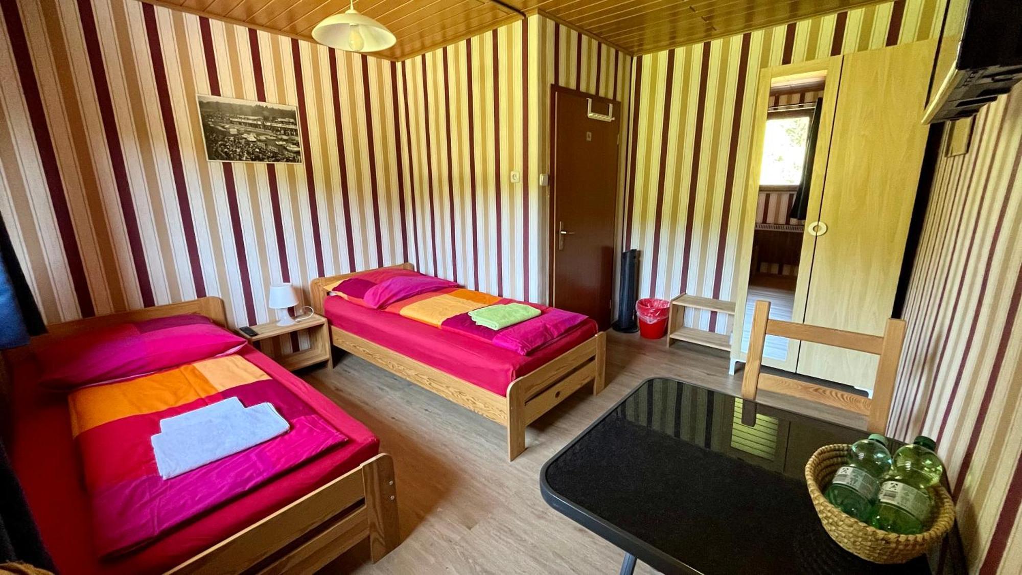Franky House Am Nuerburgring Bed and Breakfast Quiddelbach Buitenkant foto