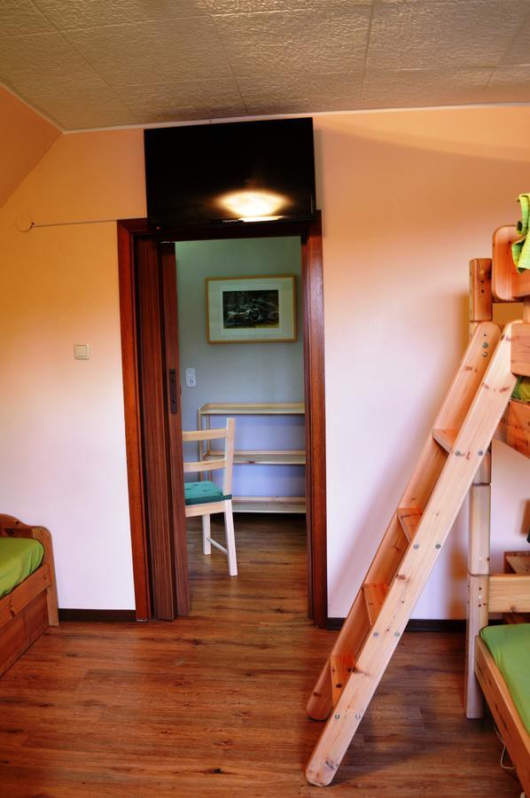 Franky House Am Nuerburgring Bed and Breakfast Quiddelbach Buitenkant foto